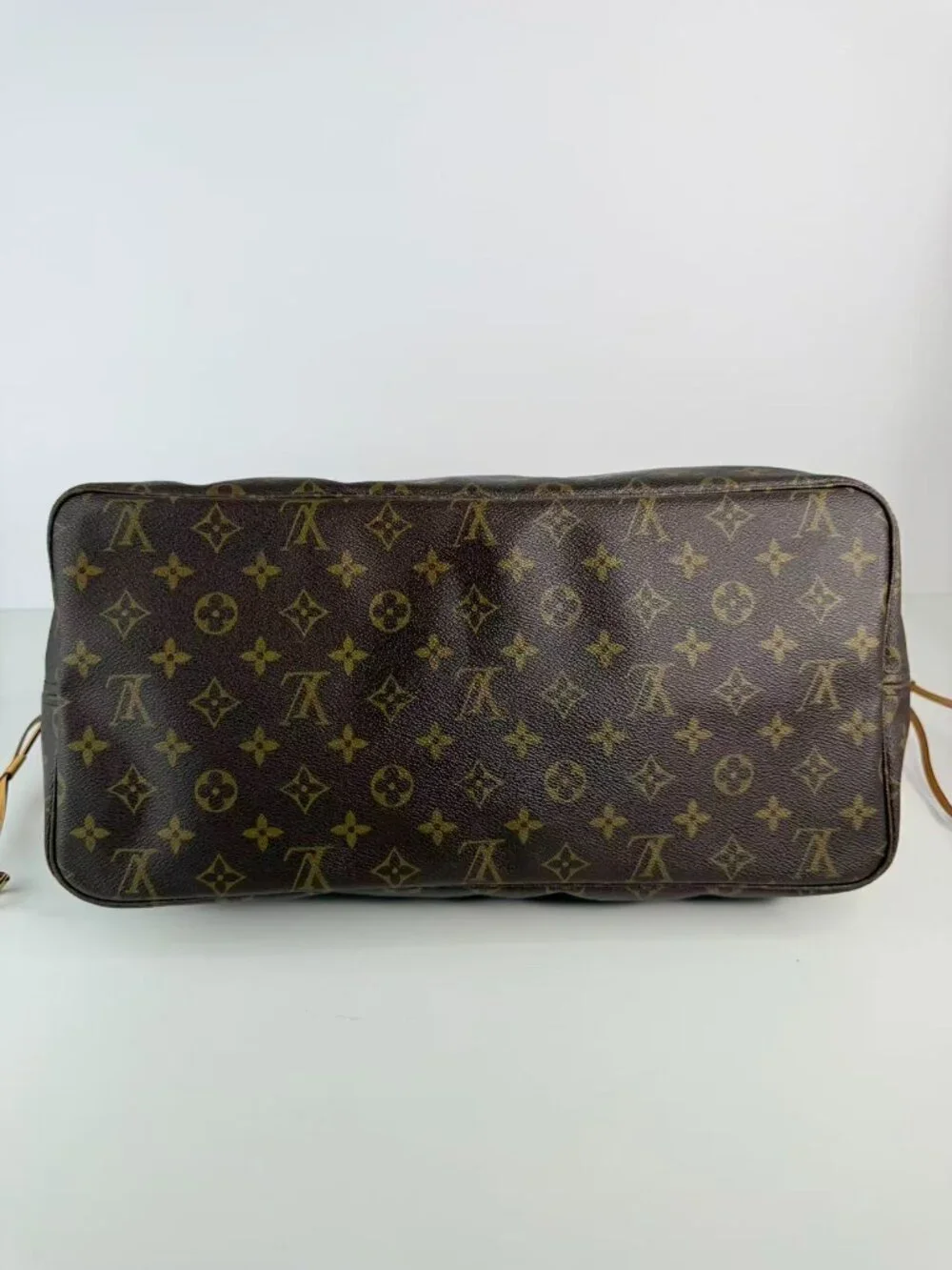 louis vuitton neverfull MM tote monogram canvas